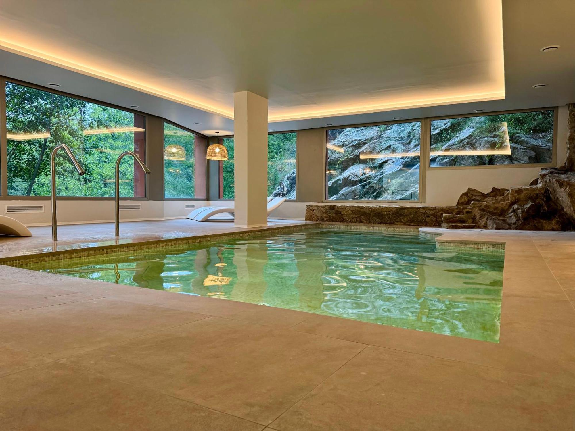 Hotel Spa La Central - Adults Only Maçanet de Cabrenys Exteriör bild